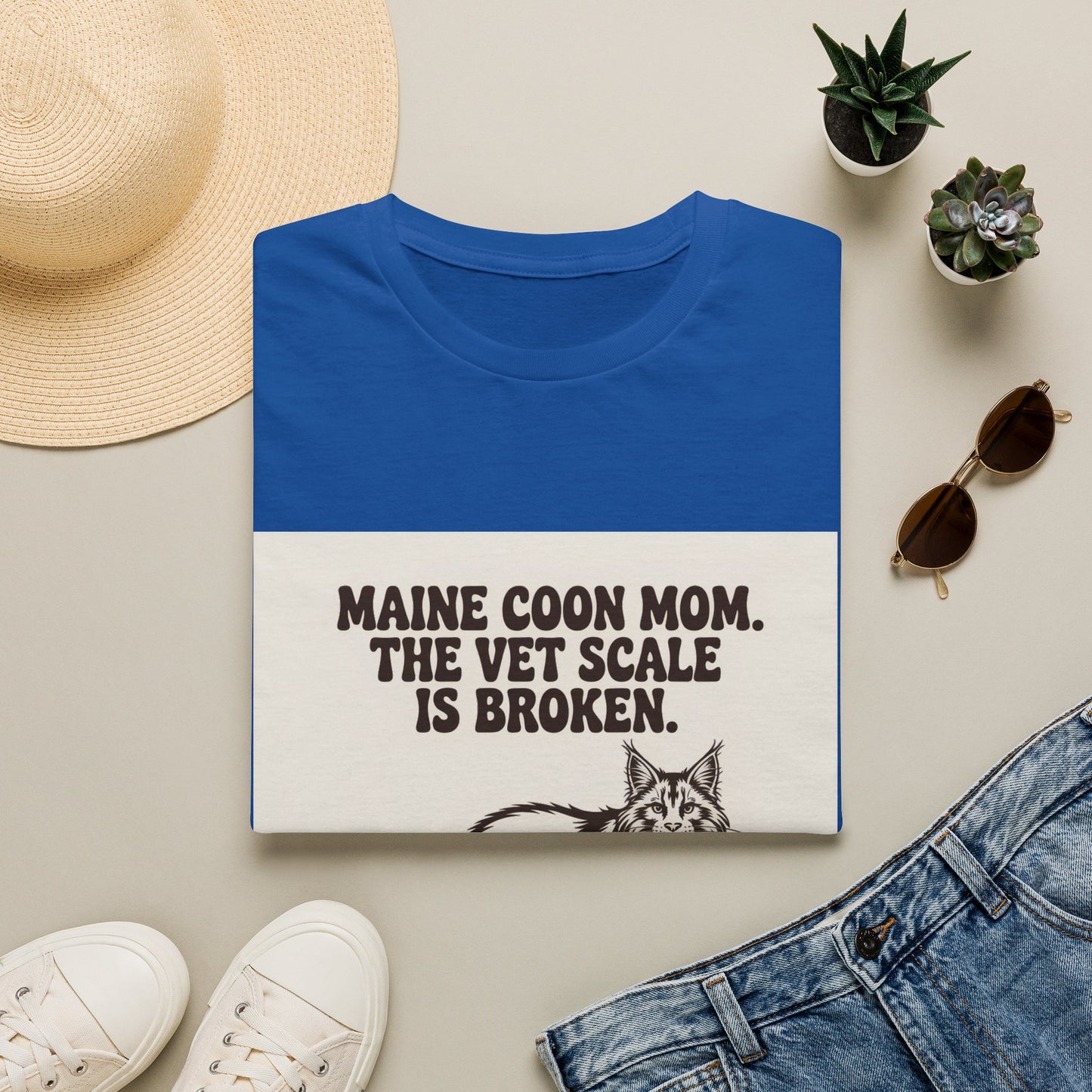 Maine Coon — Maine Coon Mom. The vet scale is broken