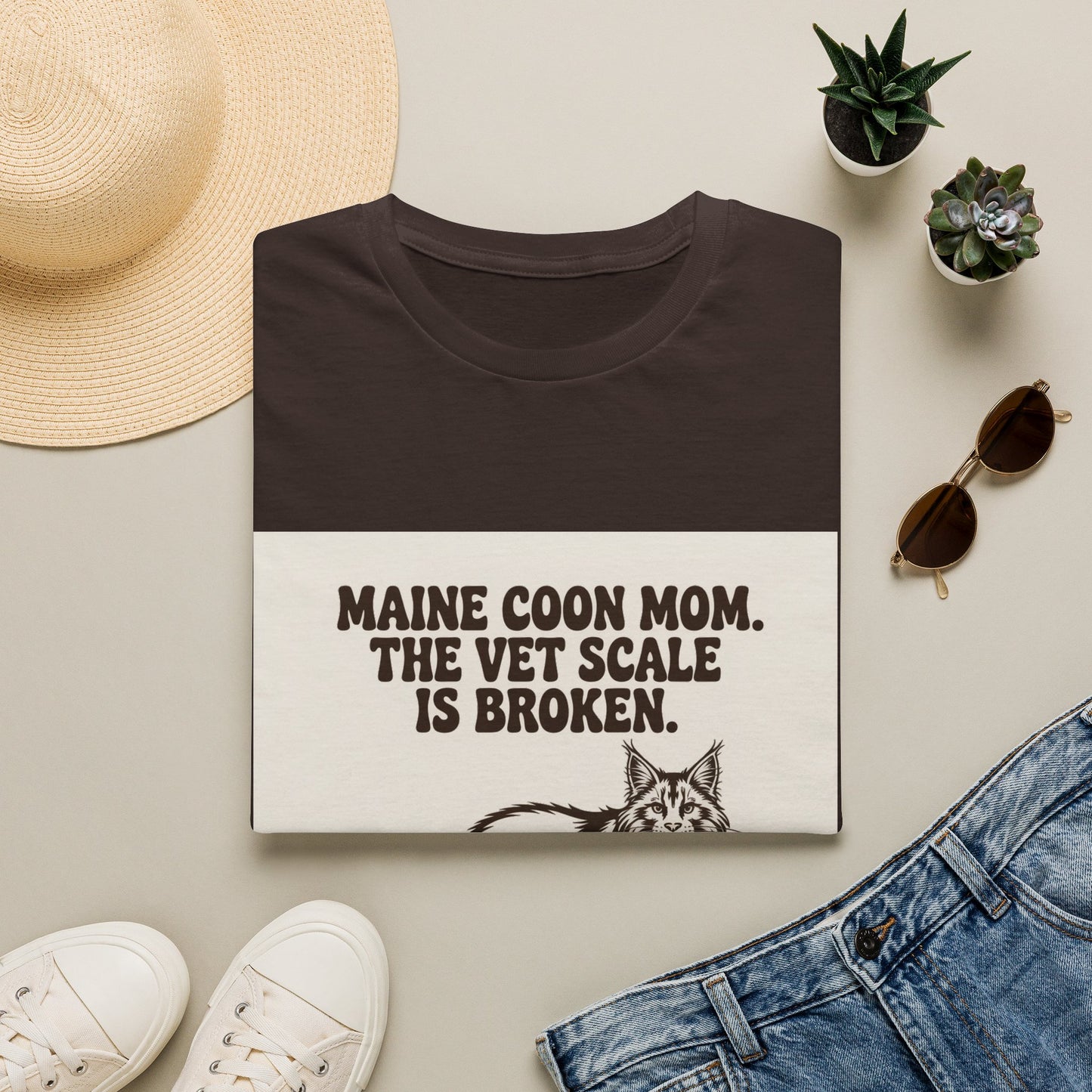 Maine Coon — Maine Coon Mom. The vet scale is broken