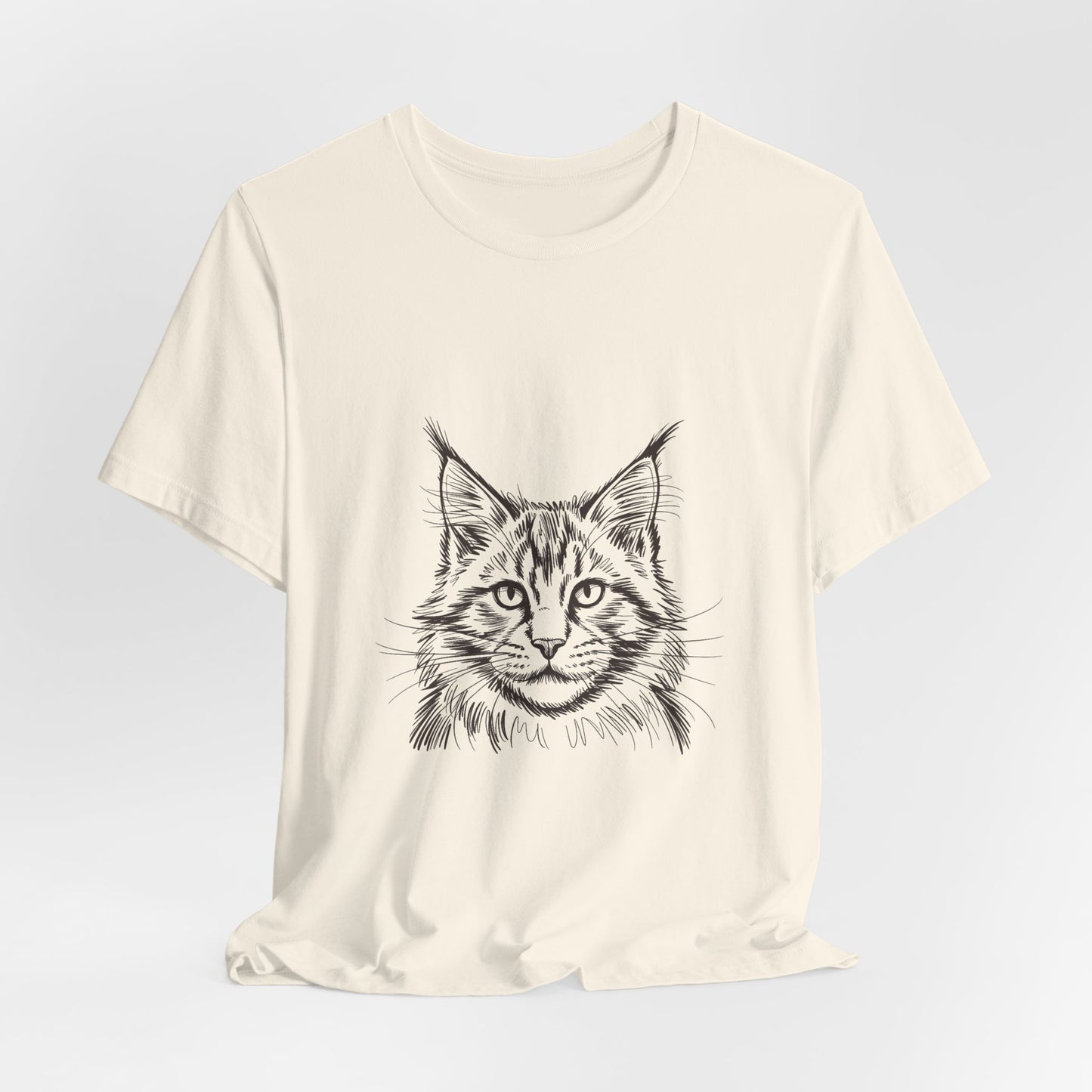 Maine Coon — A study in fluff