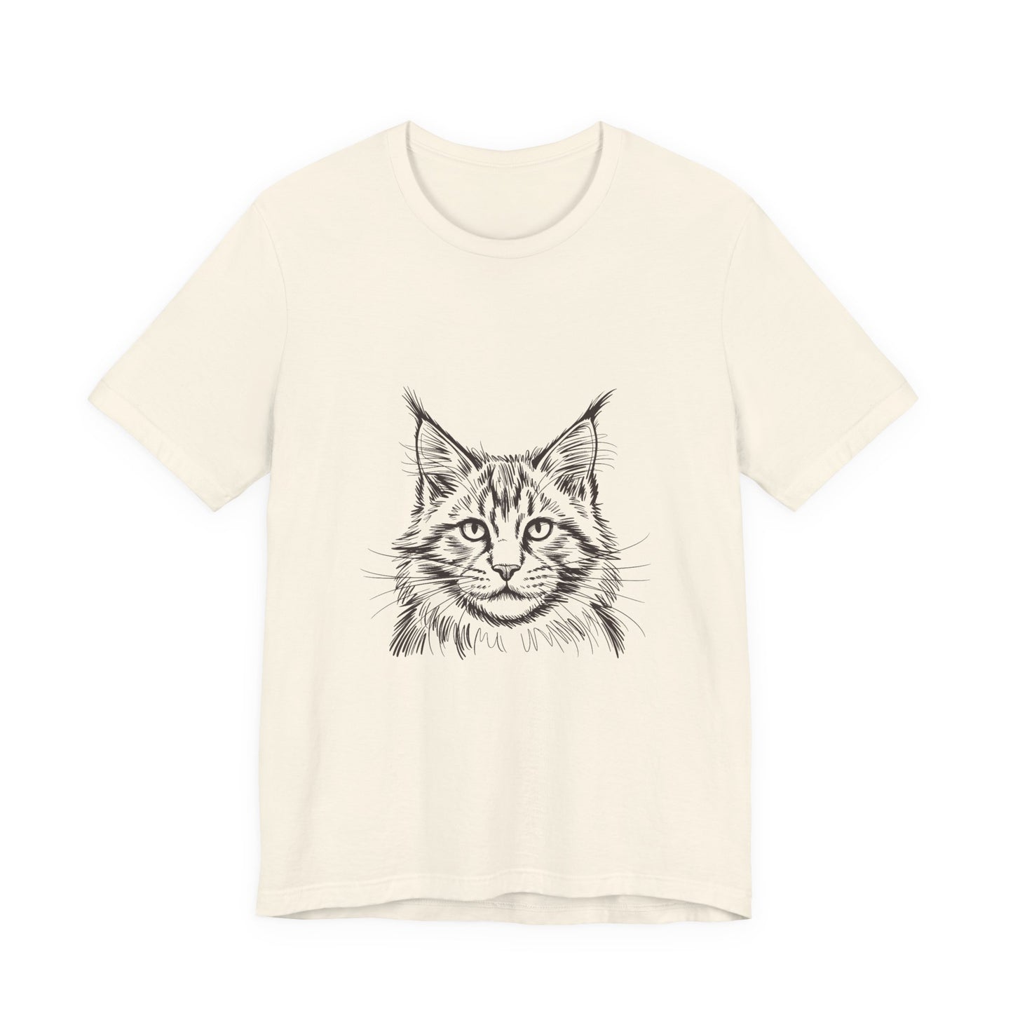 Maine Coon — A study in fluff